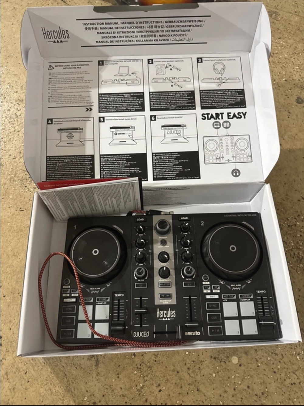 DJControl Inpulse 200 DJ Controller - Black